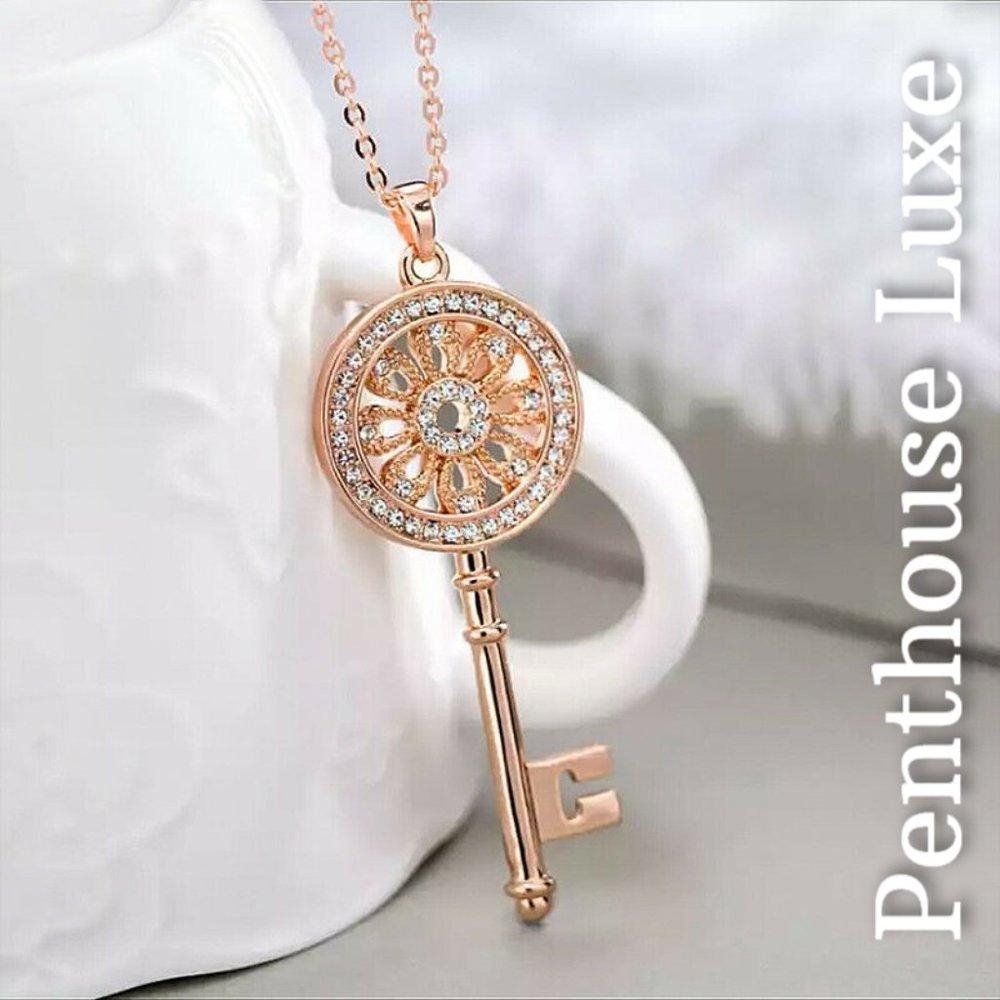 FINAL RESTOCK!! Flower Skeleton Key Silver Rose Gold Necklace - Picture 2 of 3